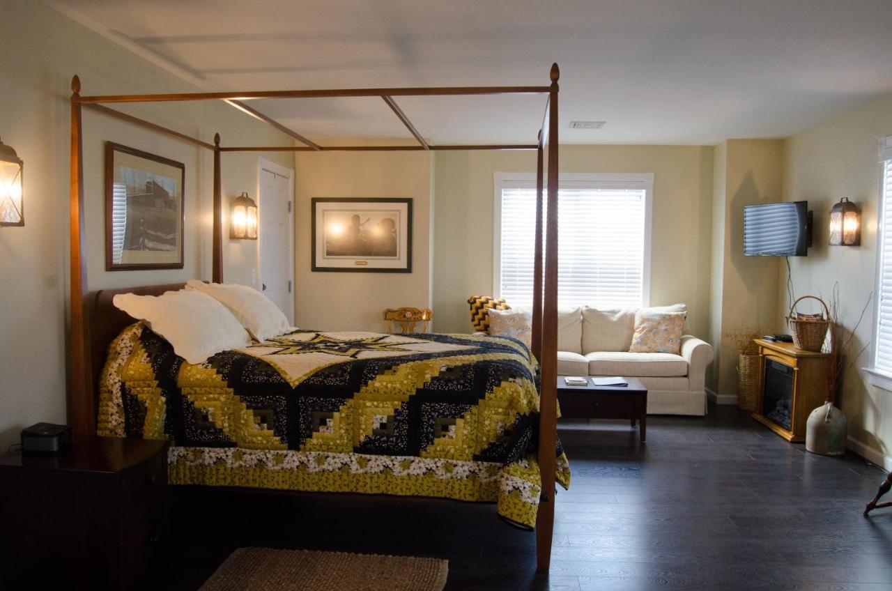 Hertzog Homestead Bed & Breakfast Ephrata Bagian luar foto