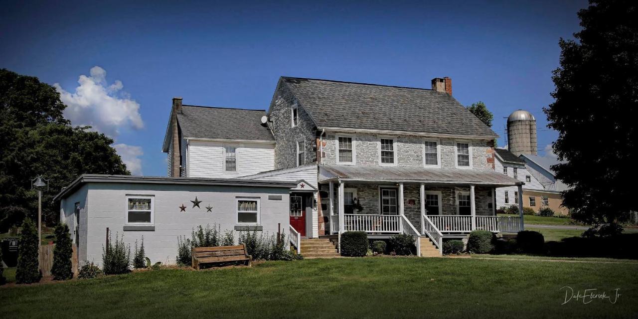 Hertzog Homestead Bed & Breakfast Ephrata Bagian luar foto