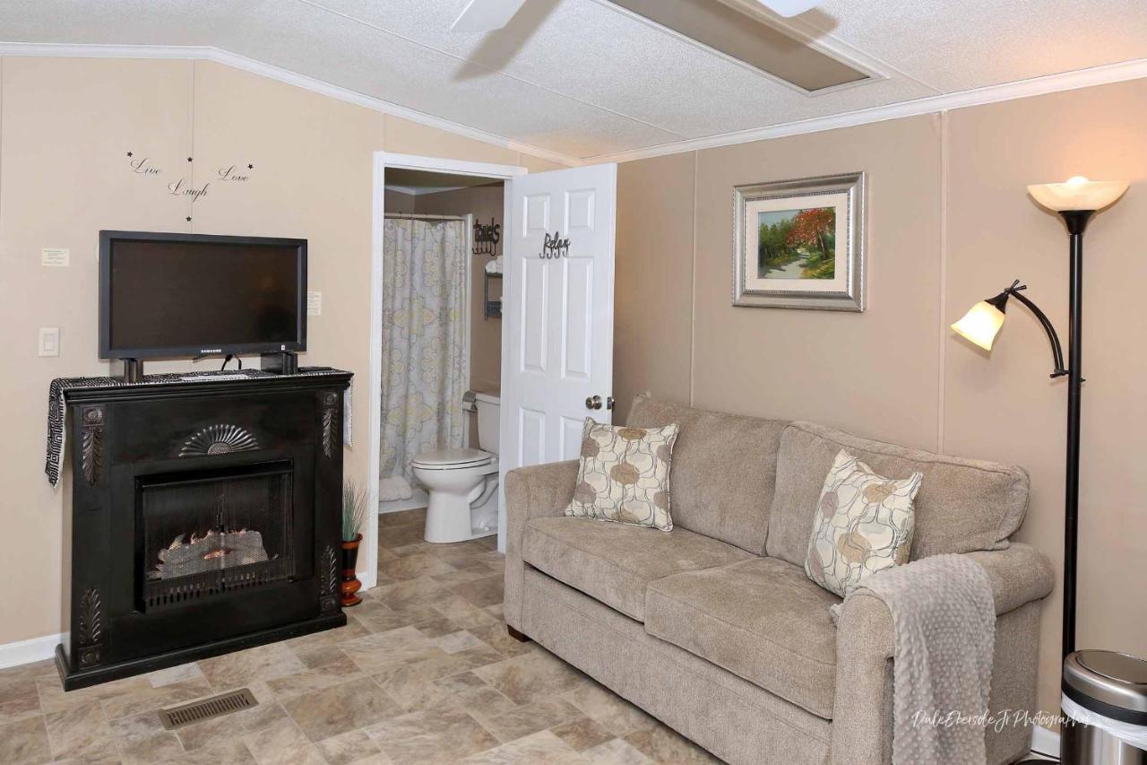 Hertzog Homestead Bed & Breakfast Ephrata Bagian luar foto